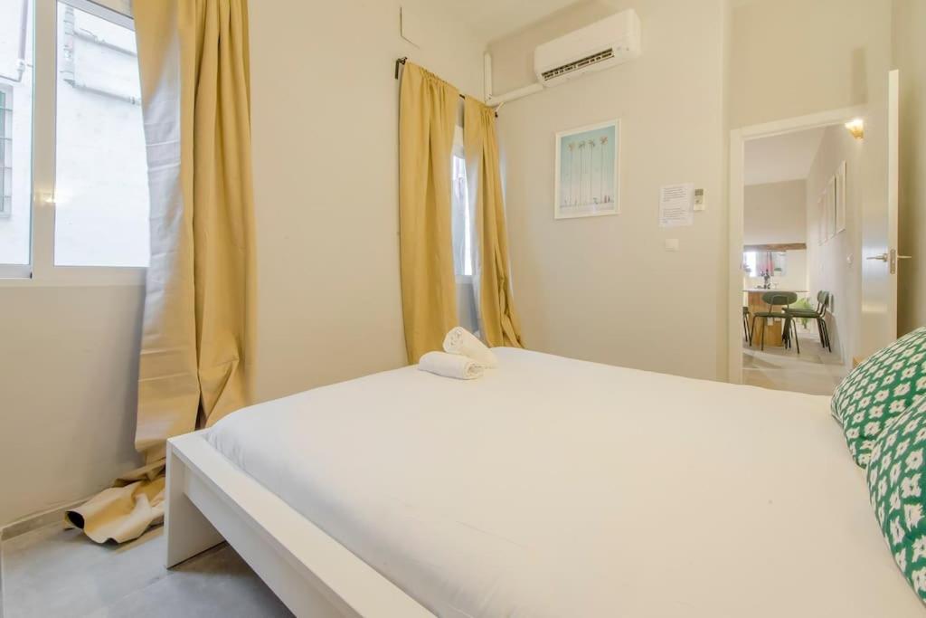 Apartament Cool Deluxe Interior Design A 2 Min De Gran Via Madryt Zewnętrze zdjęcie